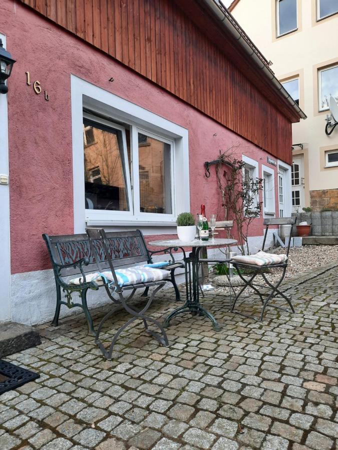 Апартаменты Urlaub Im Friseursalon Зебниц Экстерьер фото